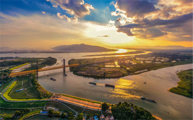 解锁「西南露营地图」！现在就出发！