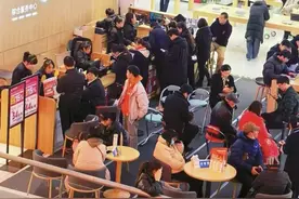 “国补手机”火上热搜！超2000万人申请，这些机型成新晋“断货王”！线下还有“店补”？｜“国补”热度图片