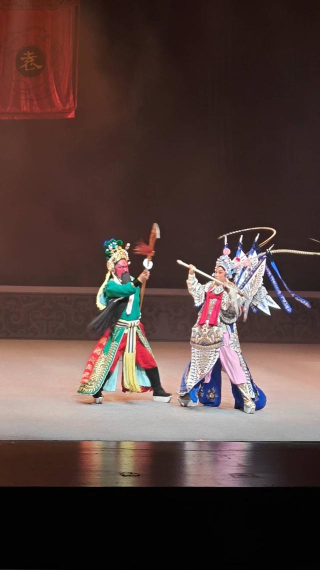 近60年未演！“梅花”刘谊领衔川剧《连环计》演绎三国美学