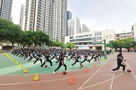 兰州市城关区水车园小学举行大课间操比赛图片