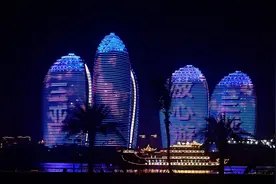 视频+组图｜凤凰岛点亮“七彩灯” 三亚夜间打卡好去处图片