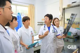 症状与感冒类似，鸽子鹦鹉也能传染重症肺炎，青岛专家提醒→图片