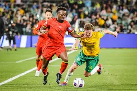 18强赛｜“小摩托”因伤离开国足 武磊、阿兰归队曹永竞报到图片