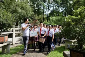 方寸之间悟匠心之作，广州荔湾学子走进岭南盆景艺术之旅图片
