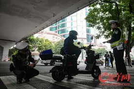 “电鸡”乱象为何难治？完善立法不容忽视图片