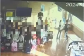 幼儿园老师让小朋友轮流扇耳光？教育局回应图片