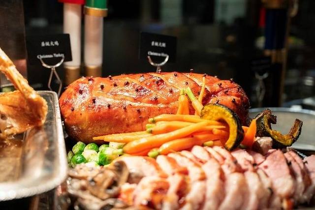 成都香格里拉流光盛宴 · 见证圣诞璀璨奇遇