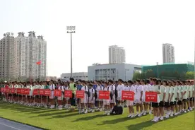 31支顶尖高中女足齐聚秦皇岛，谁能在这场总决赛中“一骑绝尘”？图片