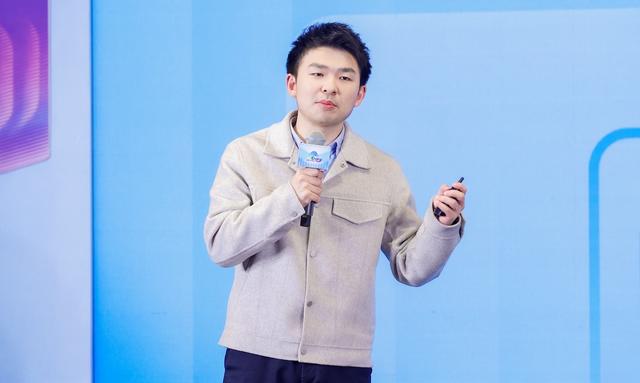 除了搞无人驾驶，AI还能让车跑得更远了？