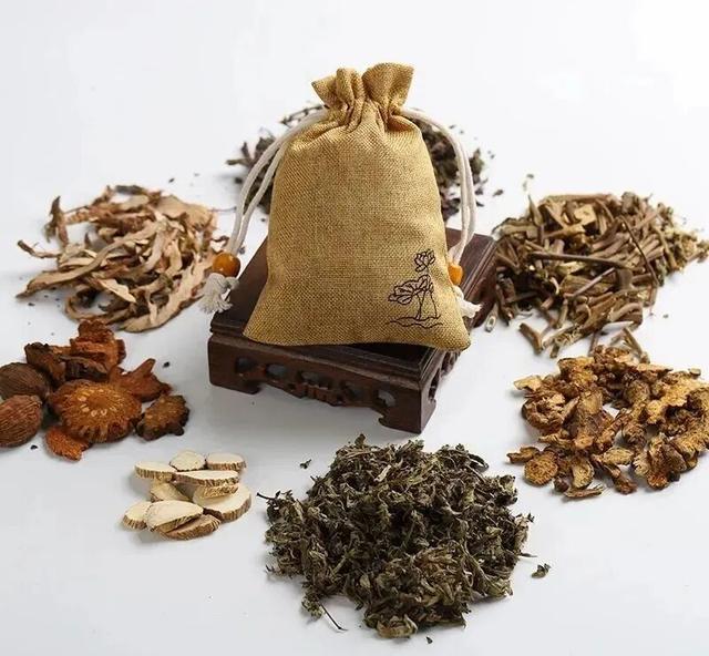 句容的外面是什么？