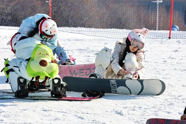 滑雪、拍照、逛吃……长春冰雪季的“女主剧本”火了！