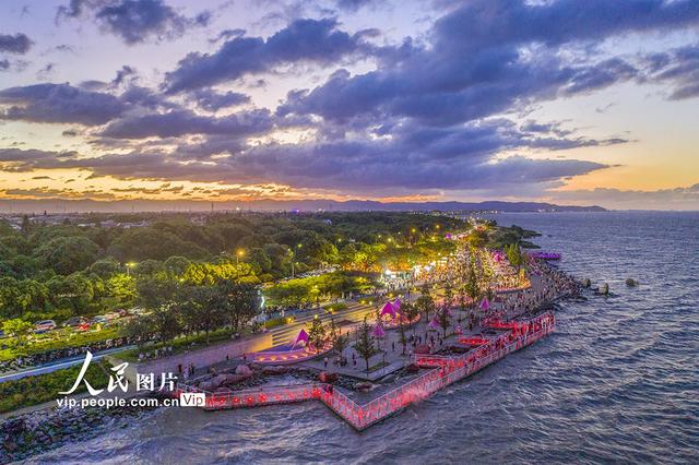 浙江长兴：夏夜乐游太湖畔