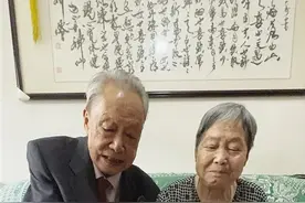 抗美援朝老兵夫妻共庆65年“钻石婚”图片