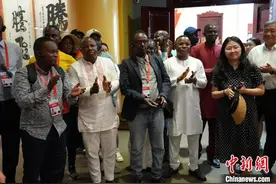 非洲法语国家政党青年领导人考察团在山西吕梁访问交流图片