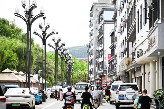 弥勒这个社区人气旺！800家民宿爆满~