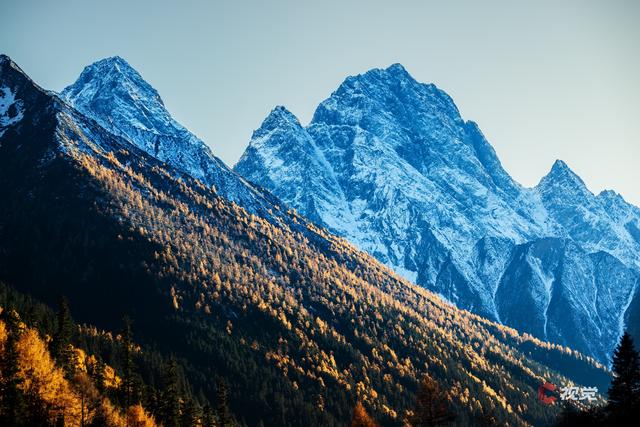 C视觉·遥望雪山(59)丨最佳观山季来临 C视觉摄影师把川西顶流美景为你“一网打尽”