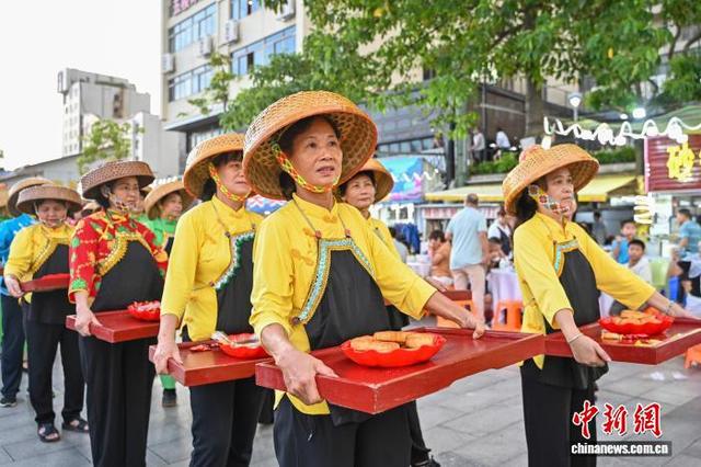 第二十三届南海（阳江）开渔季：游客同享渔家大宴