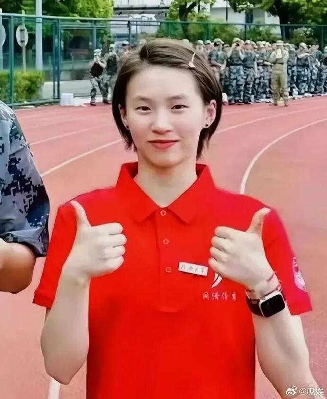 世界泳联：陈芋汐当选2025年度最佳女子跳水运动员，她继续在女子10米台项目上树立全球标杆