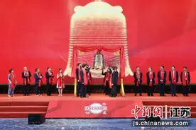 一个月3家企业上市 资本市场“张家港板块”引关注图片