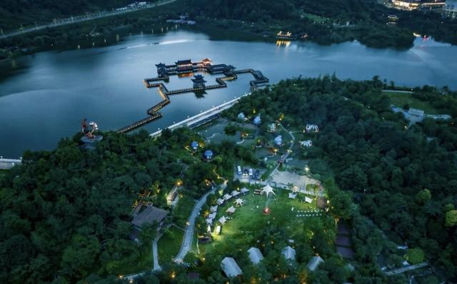 贵州杉木湖景区:市政公园旅游化转型的成功典范