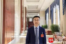 2025江苏两会|陈发棣委员：加强对在苏办学的部属“双一流”建设高校支持力度图片