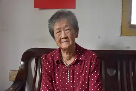 蔡乐筠：26年如一日，八旬老人将百岁邻居当母亲一样照顾图片