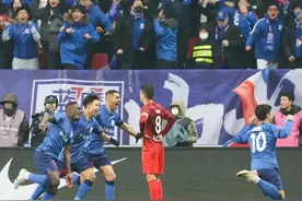 超级杯|海港VS申花首发名单出炉，五外援对垒谁能胜出？图片