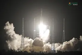 走进天舟七号货运飞船发射现场：“天舟”载“年货” 浪漫赴“天宫”图片