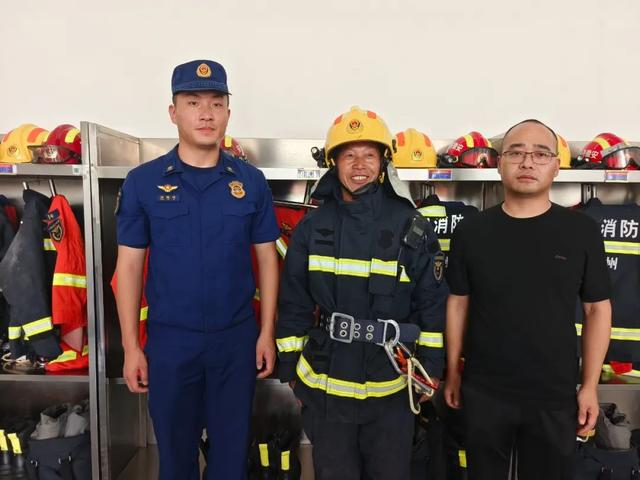 讲解词里藏安全！景区讲解员化身消防宣传员，守护游客每一程