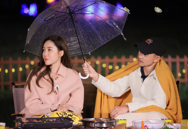 又一个野心勃勃的港女，被男人“拖后腿”了？