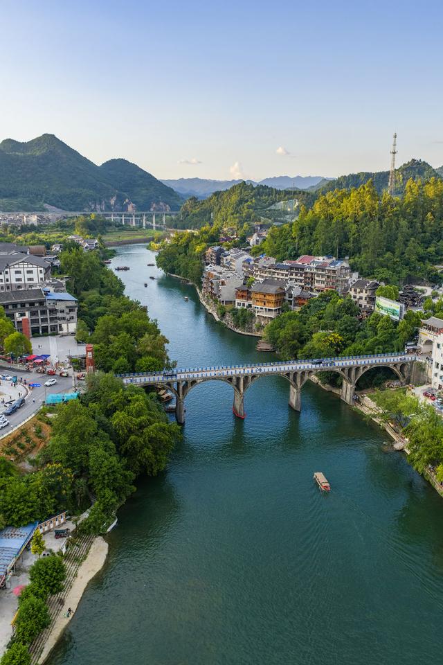 湘西：边城风光好