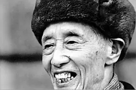 光明文化周末：话说《有的人》图片