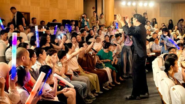 游上海松江 寻上海之根丨转角与音乐不期而遇！泰晤士小镇奏响中秋乐章