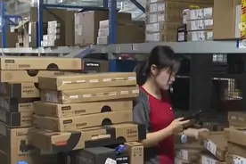 订单火爆、发货繁忙 “以旧换新”带动假期消费市场焕发新活力图片