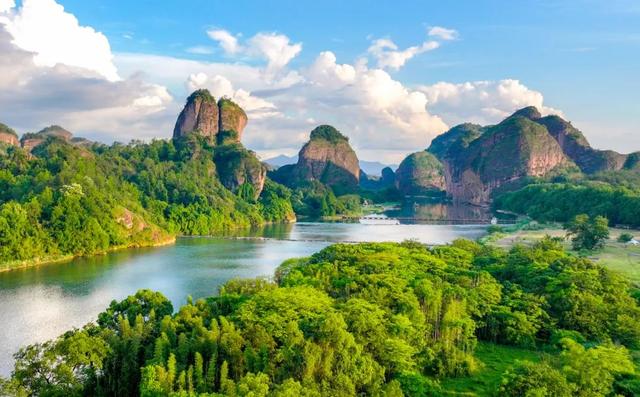 山水围城，在“天然盆景”体验江西式浪漫！