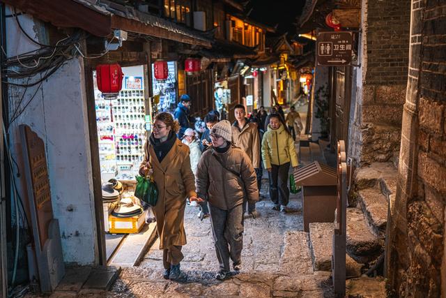 神州大地清风劲