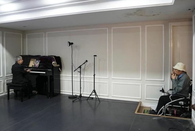 寻找照片中的TA·抗战胜利80周年丨“我永远记得80年前走出集中营的那天”