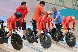 巴黎可期！场地自行车赛场，两位河南姑娘携手队友打破世界纪录图片