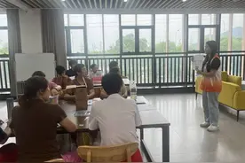 垃圾分类，变废为宝——“旧口罩大变身”主题活动图片