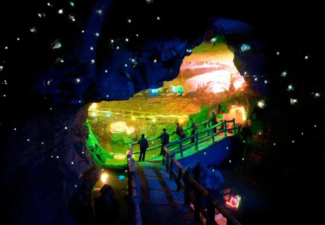 家人们谁懂啊！沂水的冬天也太会了吧，各大景区玩出神仙体验～