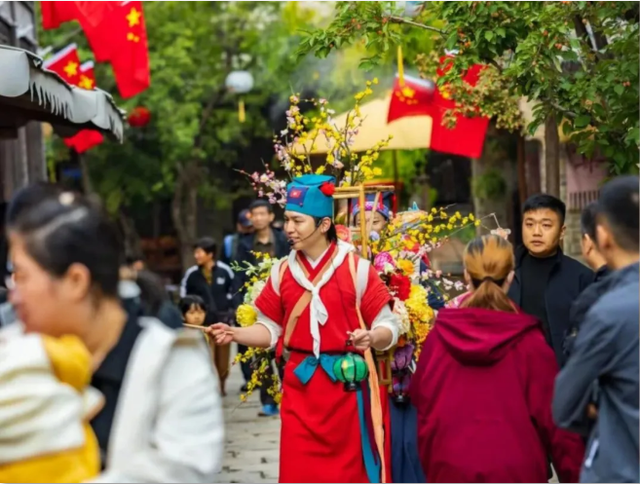 双节文旅热问：为什么这个假期，大家都爱奔赴济南？