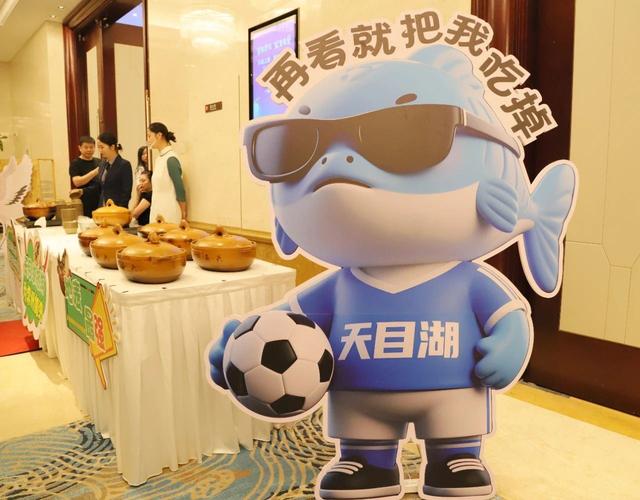 鹿哥哥和恐龙妹，见面啦！