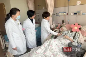 女子月经量增多竟是子宫肌瘤惹的祸，微创手术助她摆脱肌瘤“不留痕”图片