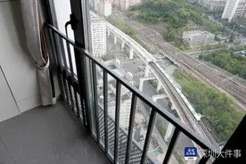 天铁噪声下的民生煎熬：达标扰民，后建小区装声屏障困难重重图片