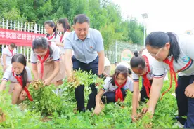 别开生面的“开学第一课”图片