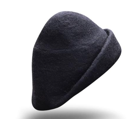 网友发视频称浙江安昌古镇游客试戴帽子商户要5元，不买不能试戴，景区：已要求商户明码标价，并在景点设置帽子让游客拍照