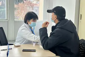 双休日看专家不排队，东部战区总医院“无假日”开诊图片