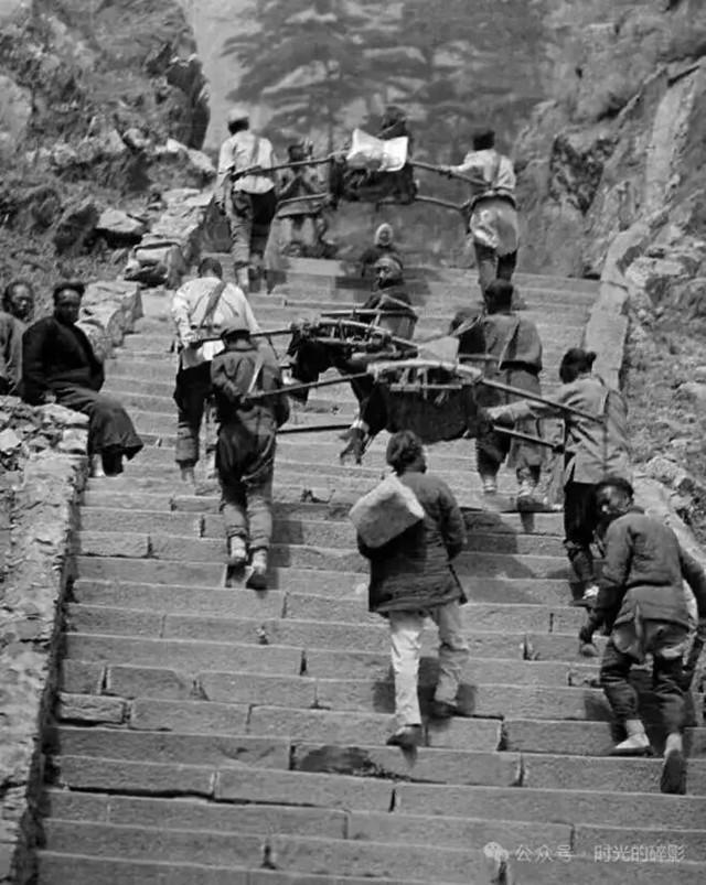 人文齐鲁|一方示禁碑，见证明代泰山山轿历史