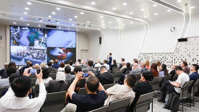 高水平国际器官移植大会首次落沪：从0到“全球第一”，夏强团队分享仁济经验