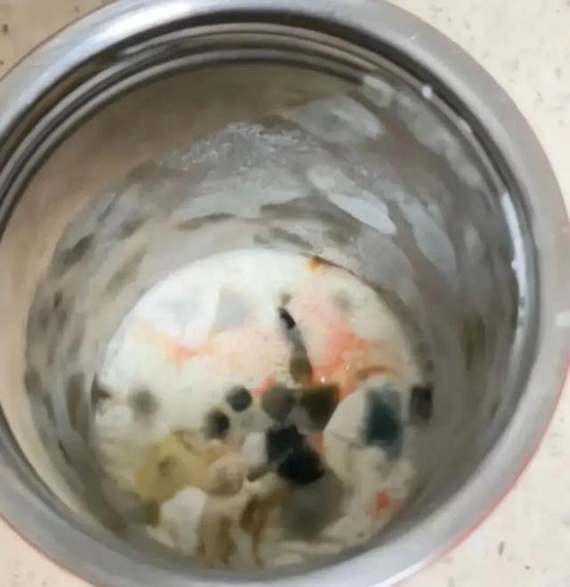 “摸过键盘的手千万别摸脸”上热搜！脏到你想不到！办公室最脏的7样东西，你可能天天在用！